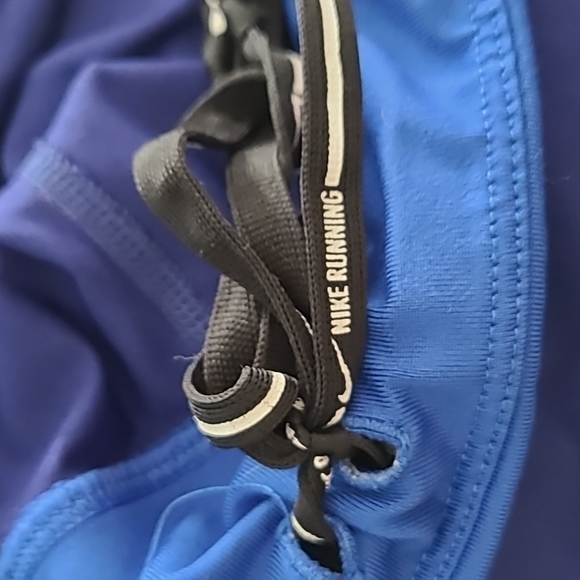 Women's size L Nike blue running capris - Picture 6 of 6